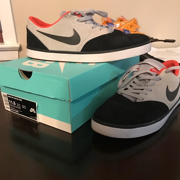 Nike Other - Men’s 11.5 Nike Skateboarding Shoes